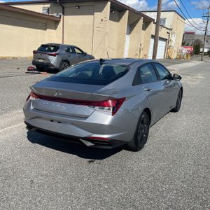 HYUNDAI ELANTRA SEL - 8