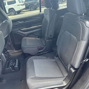 2025 JEEP GRAND CHEROKEE L LAREDO X — миниатюра 67