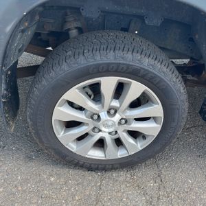 2010 Toyota TUNDRA LIMITED 缩略图 19