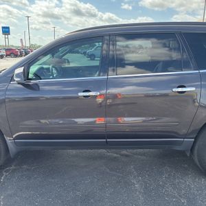 CHEVROLET TRAVERSE LT - 4