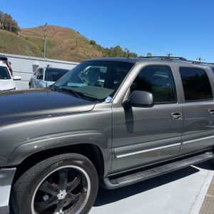 CHEVROLET SUBURBAN 1500 LS - 2