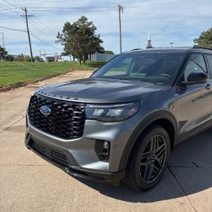 FORD EXPLORER ST-LINE - 2