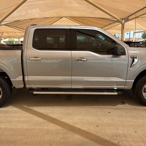 صورة 10 لـ 2025 FORD F-150 XLT