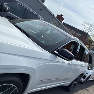 JEEP GRAND CHEROKEE SUMMIT RESERVE - 3