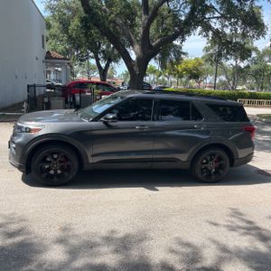 FORD EXPLORER ST - 3