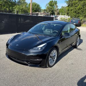 TESLA MODEL 3 BASE - 1