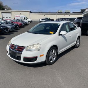 VOLKSWAGEN JETTA SE - 1