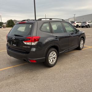 صورة 8 لـ 2019 Subaru FORESTER BASE
