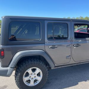 JEEP WRANGLER UNLIMITED SPORT S - 9