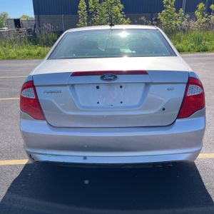 FORD FUSION SE - 7