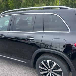 MERCEDES-BENZ GLB - 4