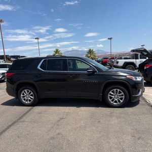 صورة 10 لـ 2018 Chevrolet TRAVERSE LT CLOTH