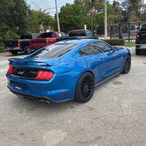 FORD MUSTANG GT - 8