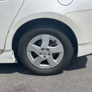 2010 Toyota PRIUS III — миниатюра 18