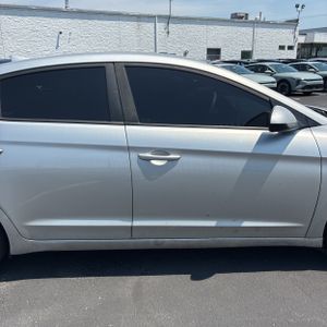 صورة مصغرة 11 لـ 2020 Hyundai ELANTRA SEL
