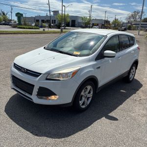 FORD ESCAPE SE - 1