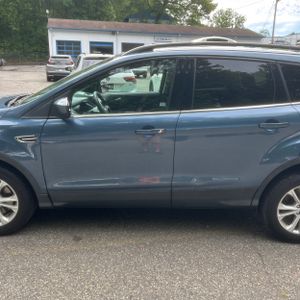 FORD ESCAPE SEL - 4