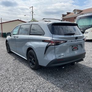 TOYOTA SIENNA - 5