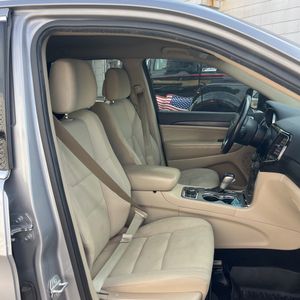 2019 JEEP GRAND CHEROKEE LAREDO E — миниатюра 33