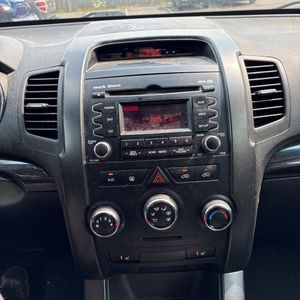 صورة مصغرة 36 لـ 2011 KIA SORENTO LX