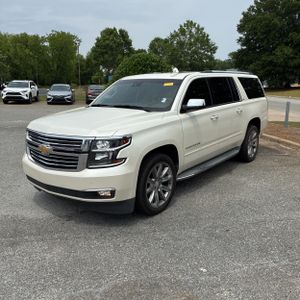 CHEVROLET SUBURBAN - 1