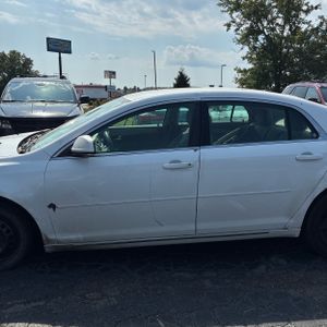 2011 Chevrolet MALIBU LS 照片 4
