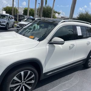 2023 Mercedes-BENZ GLB 照片 2