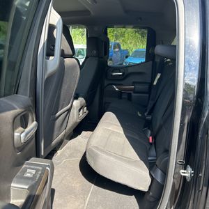 صورة 34 لـ 2019 Chevrolet SILVERADO 1500 RST