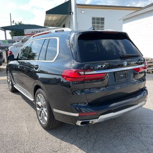 صورة 5 لـ 2020 BMW X7 XDRIVE40I