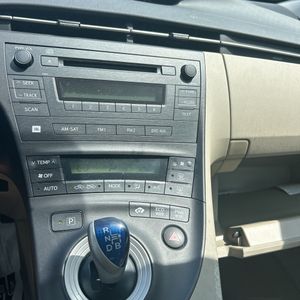 2010 Toyota PRIUS III — миниатюра 37