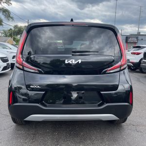 صورة 7 لـ 2023 KIA SOUL LX