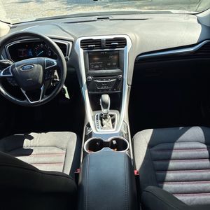 2015 FORD FUSION SE 缩略图 36