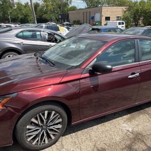2025 Nissan ALTIMA SV 照片 2