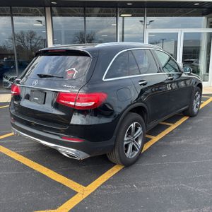 MERCEDES-BENZ GLC - 8