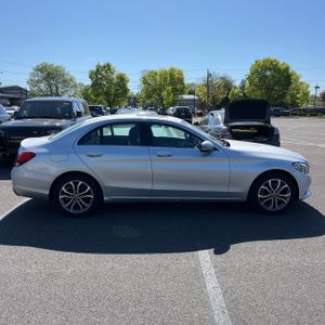 MERCEDES-BENZ C-CLASS - 9