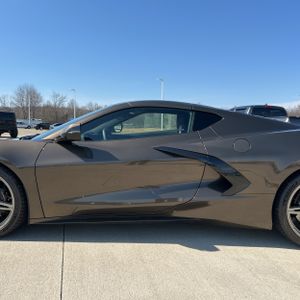 CHEVROLET CORVETTE STINGRAY - 4