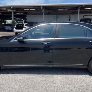 2014 Mercedes-BENZ S-CLASS photo 4