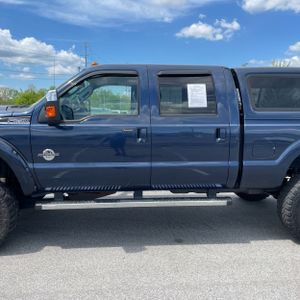 FORD F-250 SUPER DUTY LARIAT - 4