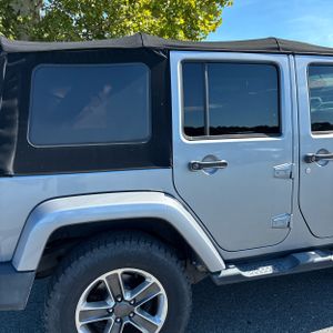 صورة 9 لـ 2015 JEEP WRANGLER UNLIMITED SAHARA