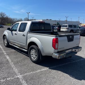 NISSAN FRONTIER SV - 5