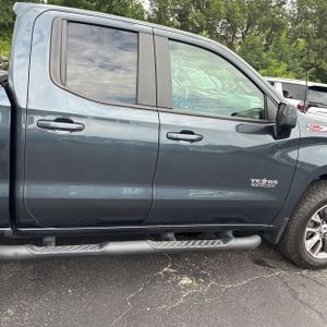 صورة 9 لـ 2021 Chevrolet SILVERADO 1500 RST