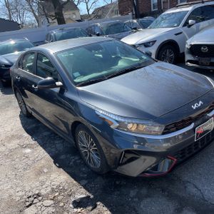 KIA FORTE GT-LINE - 10