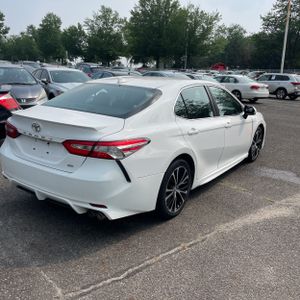 2020 Toyota CAMRY SE photo 9