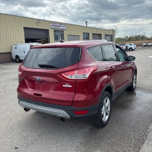 FORD ESCAPE SE - 8