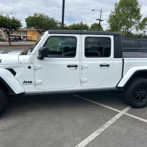JEEP GLADIATOR WILLYS SPORT - 4