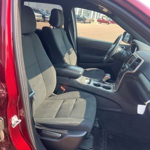 2017 JEEP GRAND CHEROKEE LAREDO thumbnail 33