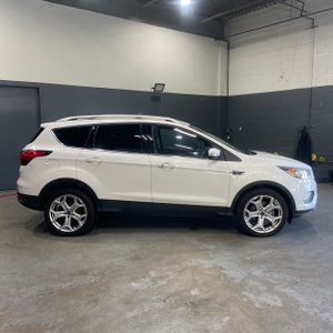 FORD ESCAPE TITANIUM - 10
