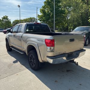 TOYOTA TUNDRA - 5