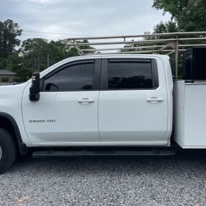 CHEVROLET SILVERADO - 4