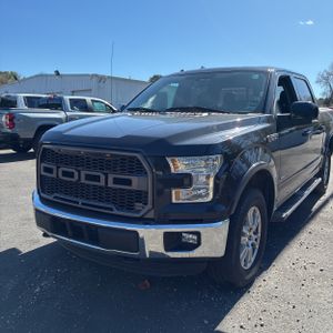 FORD F-150 LARIAT - 1